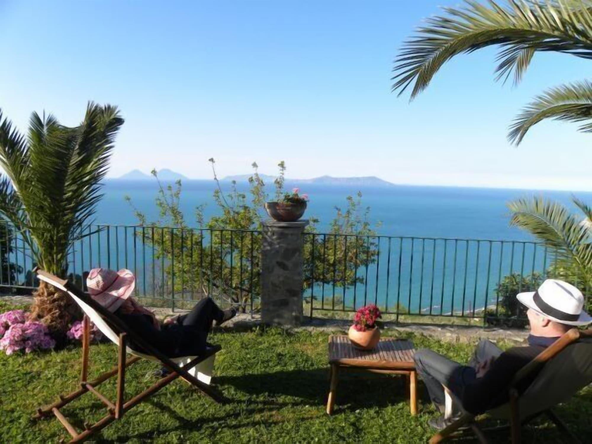 Agriturismo Santa Margherita Джоиоза-Мареа Экстерьер фото